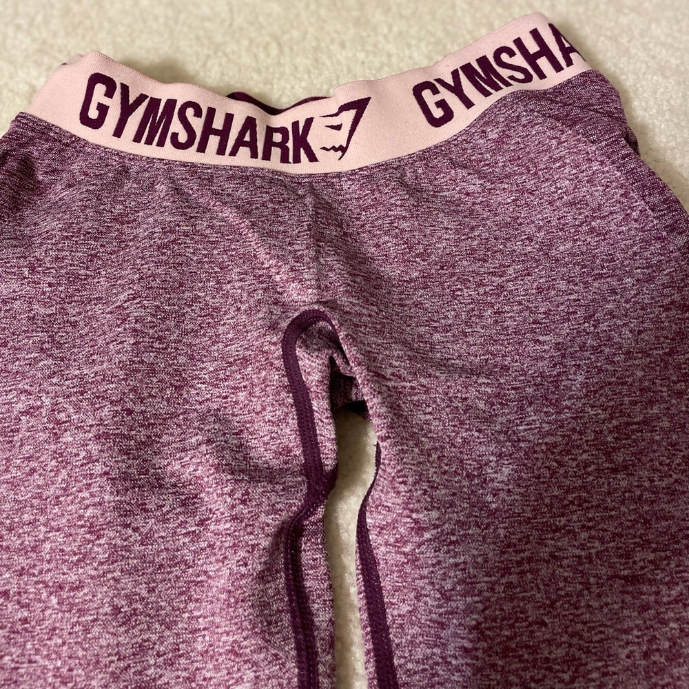 Gymshark purple leggings with elastic waist